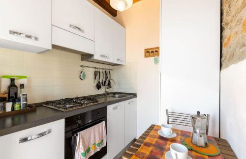 Cozy Hideaway Above Lake Como - Photo 36