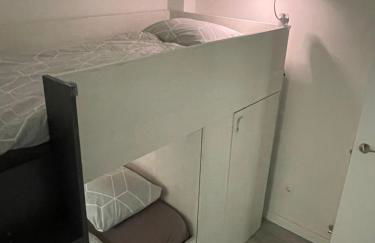 ZaragozaHome El Tubo - Ideal Familias - Parking - Foto 9