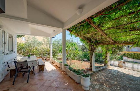 3 Bedroom Beautiful Home In Pavicini - Foto 8