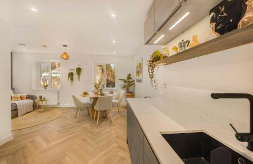 Luxury Mottram Peak District Townhouse with EV Charger - Foto 30