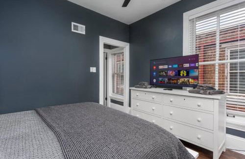 Flats on Front - Riverfront Gem Fast Wi-Fi 3F - Foto 30