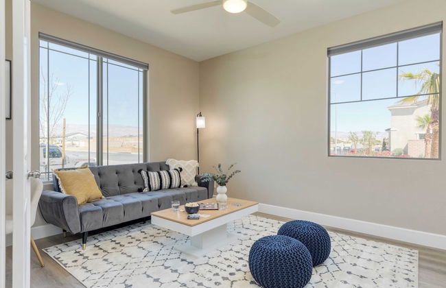 Desert Eden by Avantstay 6BR w/ Ensuite Backyard Oasis w/ Pool & Hot Tub! - Foto 29