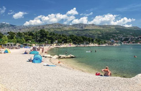 Four-Bedroom Apartment In Srinjine - Photo 22