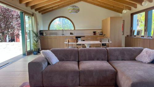 Contemporary Villa with Pool - Foto 5