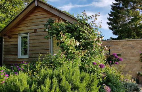 Charming Cottage surrounded by Idyllic garden in peaceful location in central Charlbury - Foto 21