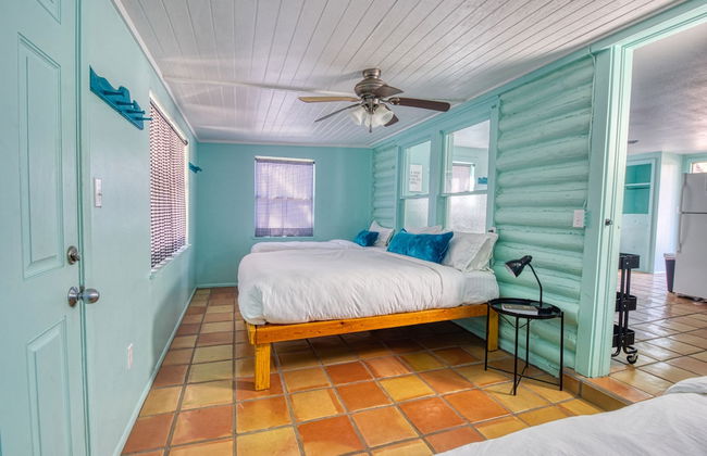 Frio River Cabins - Photo 5