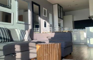 Stunning city centre flat with a terrace - Foto 3