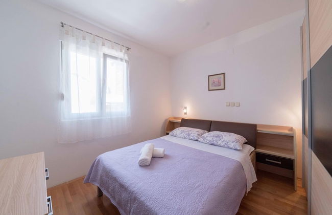 Capacious Holiday Home in Maslenica - Foto 7