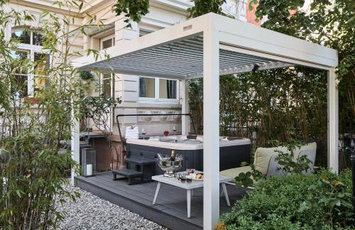 Historical Luxury Homes - Stadtvilla mit Jacuzzi und Garten - Foto 1