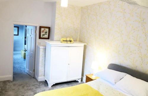 Central Shaftesbury with private parking - Foto 6