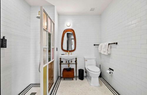 Freeman 701 by Rove Travel - Studio with Shared Amenities - Foto 5