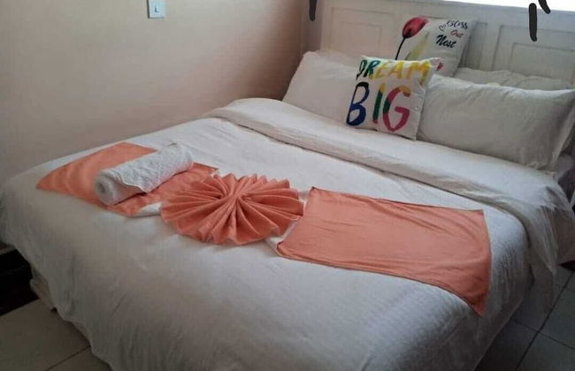 StayPlus Shyrah Cosy 2 Bedroom Apartment - Photo 4