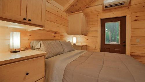 Stefan Cabin Nature-nested Tiny Home Hot Tub - Foto 4