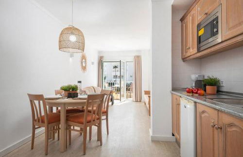 Apartamentos Playa Marina - Foto 40