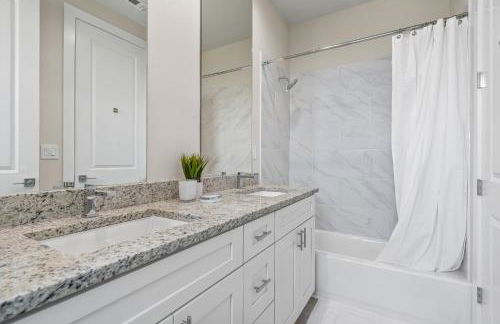 Comfortable home w 3 En-suites! SMV157 - Foto 27