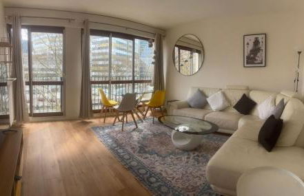 7 min walk to metro la défense, 2BDs parking - Foto 11