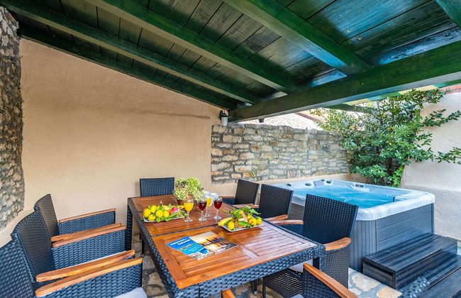 Pet-friendly Holiday Home in Sukošan with Hot Tub - Foto 22