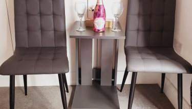 Deluxe Spacious Apartment in Chadwell Heath, London - Foto 4