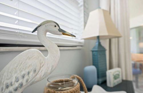 Stunning Ocean Views, Huge Patio, Heated Pool and Amenities! - Foto 7