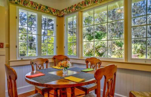 Ola'a House by Volcano Heritage Cottages - Photo 19