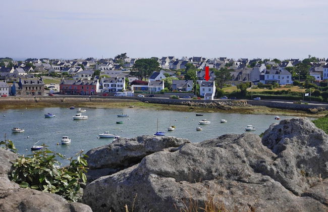 Holiday Home in Ploudalmyzeau - Foto 1