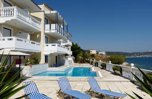 Ostria Seaside Studios and Apartments - Photo 1