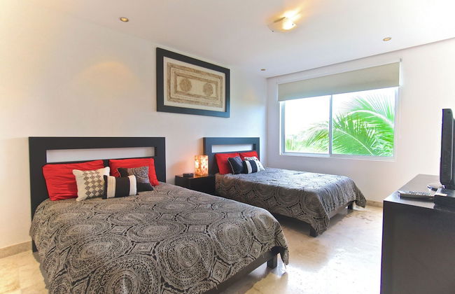 The Elements Oceanfront & Beachside Condo Hotel - Foto 17