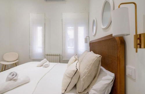 2 bedrooms 2 bathrooms furnished - Chamberi - modern - MintyStay - Photo 15