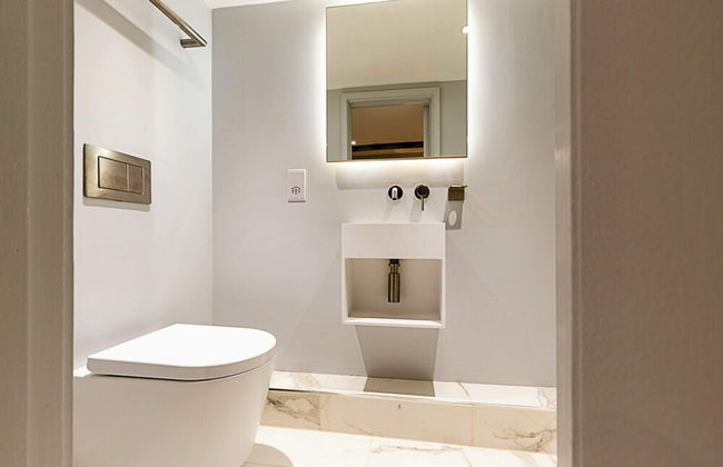 Renovated Historic Home & Garden in City Enclave - Foto 13