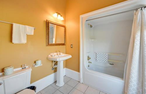 Walk to Golf Course Spacious Rough River Retreat! - Foto 14