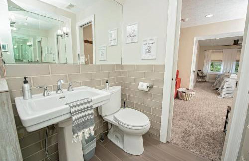 The Cherry St House|Dog Friendly |Sleeps 10 |Near MSU - Foto 19