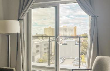 Sosuite at The Ovation - Ave of The Arts - Foto 39