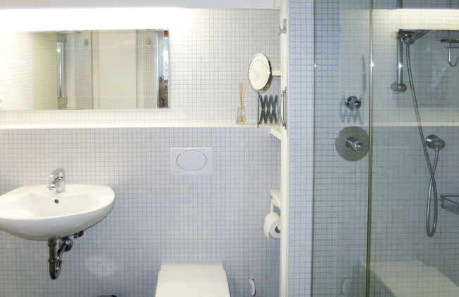 Christine - Photo 18