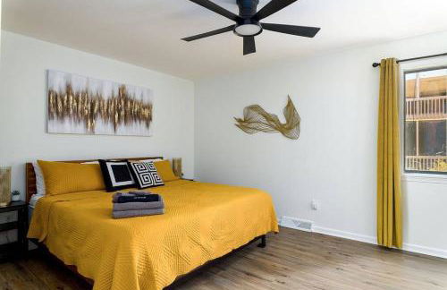 Grey Sapphire Hideaway - 2BR 2BA w Arcade & Pool - Foto 12