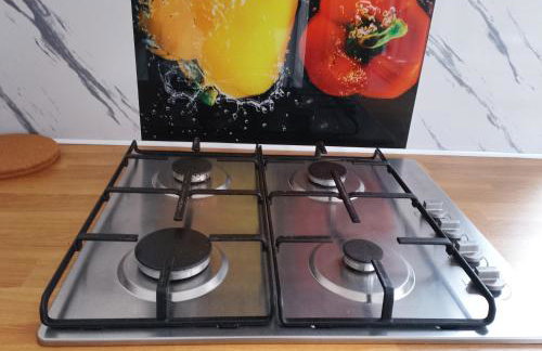 4 bedroom Home Family or Work Stay London - Photo 19