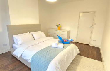 2bedroom Raynes Park London 30min to Central London Family Friendly - Foto 1
