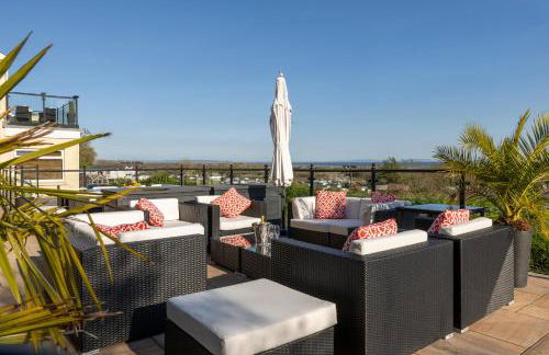 Pendine Sands Edith Villas - a luxury seaside home with beautiful sea views - Photo 15