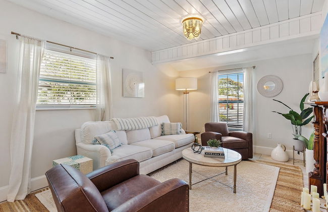 Kadima Kottage 2 Bedroom Home by RedAwning - Photo 17