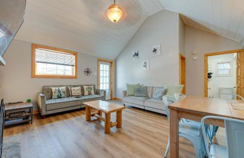 Pocono Couples Getaway! Cute Cabin on 8 Acres - Foto 5