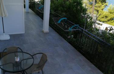 Apartmani Skalinada - Photo 33