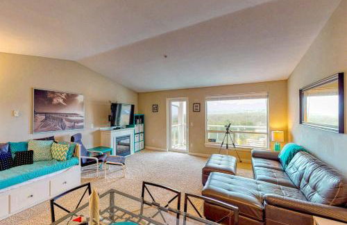 Top Floor - All The Views - 2 Bed 2 Bath Apartment in Westport - Foto 1