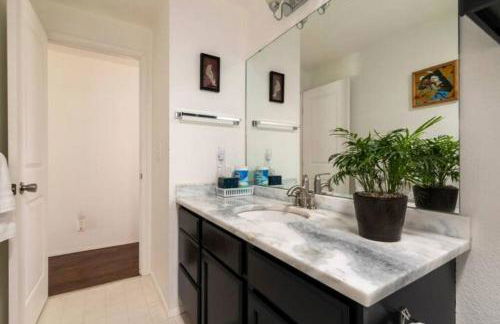 Shiny Rambler House with Spacious Solarium. - Foto 53