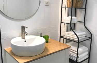 FIKA FLAT Casco Viejo PARKING 20 euro x día - Foto 19