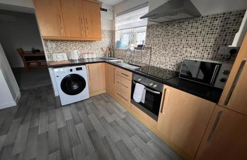 Ty Daisy, Gilwern - Foto 7