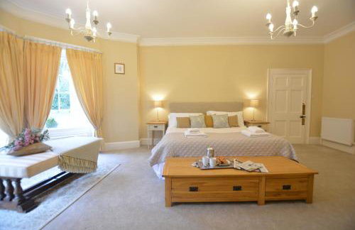 Henstead Hall - Photo 5