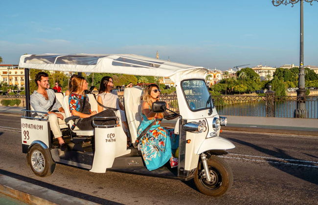 Seville Private Tuk-Tuk Tour - Foto 5