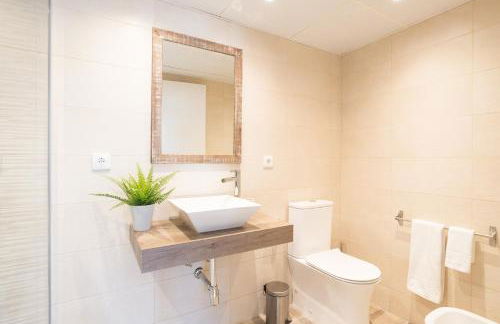 Stunning Spacious City Apartment with free parking - Foto 43