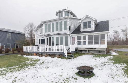 Waterfront Sodus Gem, Dock Game Loft Bay View - Foto 32