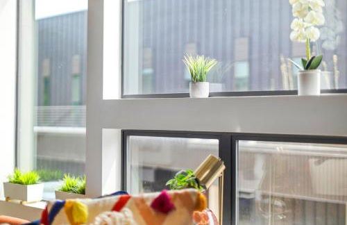 Austin Stylish Studio - Foto 8