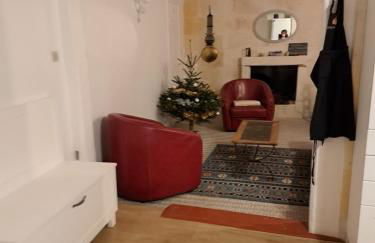 La Maison du Donjon - Gites de 8 personnes, parking privé avec jardin terrasse - Foto 68